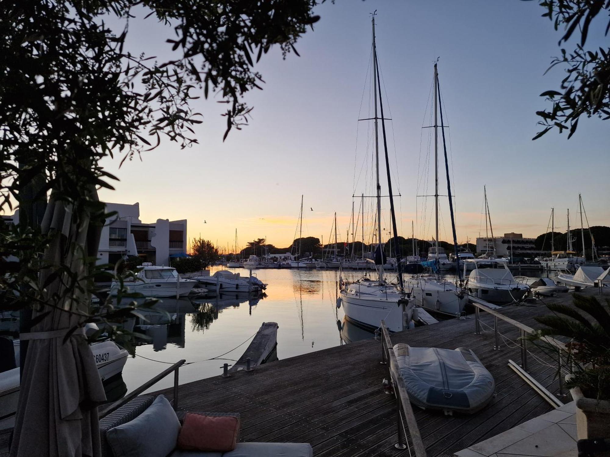 Marina Exceptionnelle - 8 Pers - 120 M2 Vue Mer - Suites Parentales - Cinema - Ponton لو غراو دو روا المظهر الخارجي الصورة